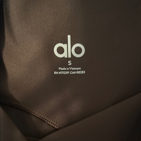 ALO 5" Airlift Energy Short - Picture 2 of 3